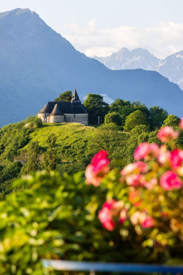 Exterieur Le Viscos Hôtel de charme dans les Pyrénées à Saint-Savin - Hôtel restaurant de charme 4 étoiles